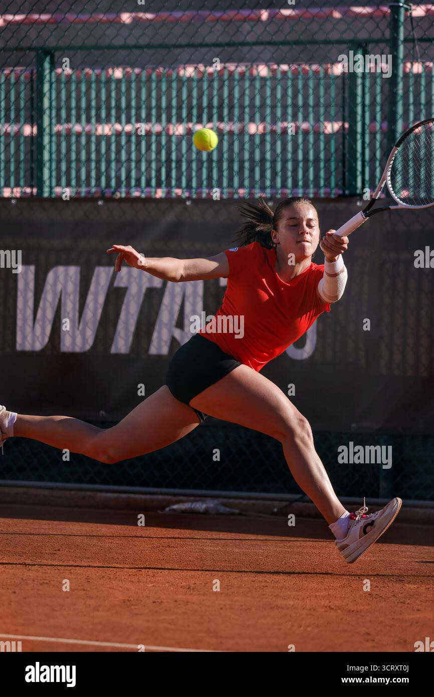 Maja Chwalinska during the Internazionali di Calabria 2025 WTA 125 tennis match at Chiappetta Sport Village, Rende (Cosenza), Italy. Stock Photo
