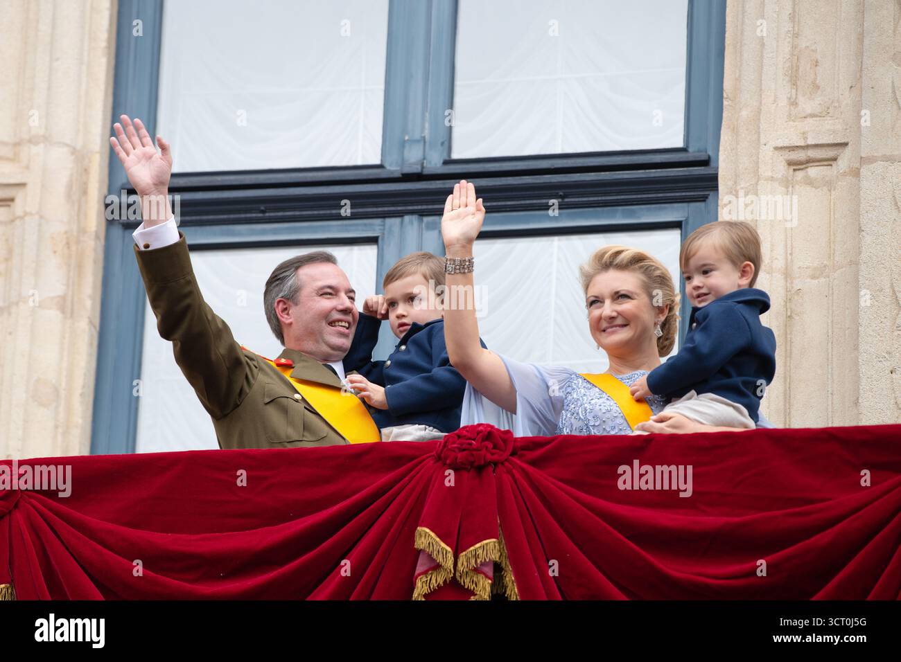 Guillaume, Grand Duke of Luxembourg, duchess Stephanie and sons on the ...