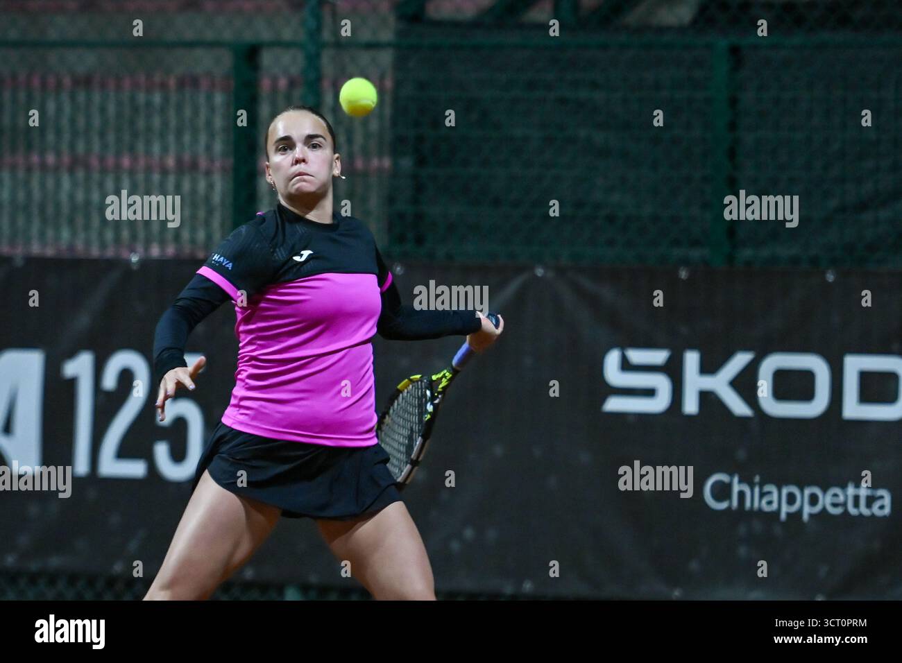 Sara Bejlek during the Internazionali di Calabria 2025 WTA 125 tennis match at Chiappetta Sport Village, Rende (Cosenza), Italy. Stock Photo