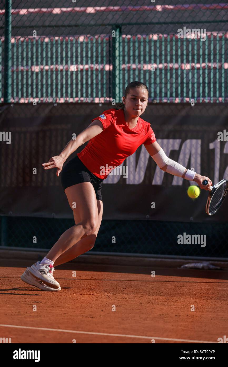 Maja Chwalinska during the Internazionali di Calabria 2025 WTA 125 tennis match at Chiappetta Sport Village, Rende (Cosenza), Italy. Stock Photo