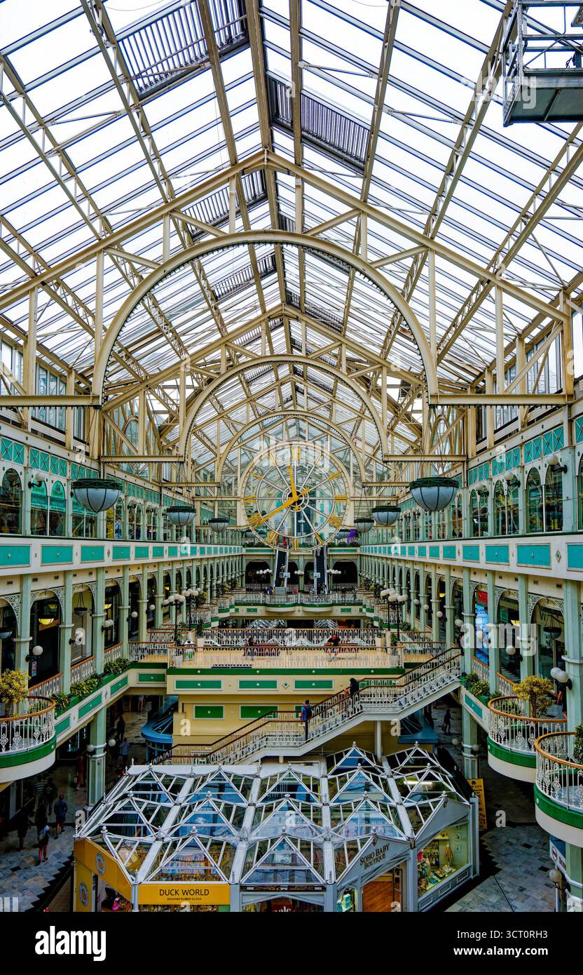 DUBLIN, IRELAND - Aug 16, 2025: The Stephen’s Green Shopping Centre ...