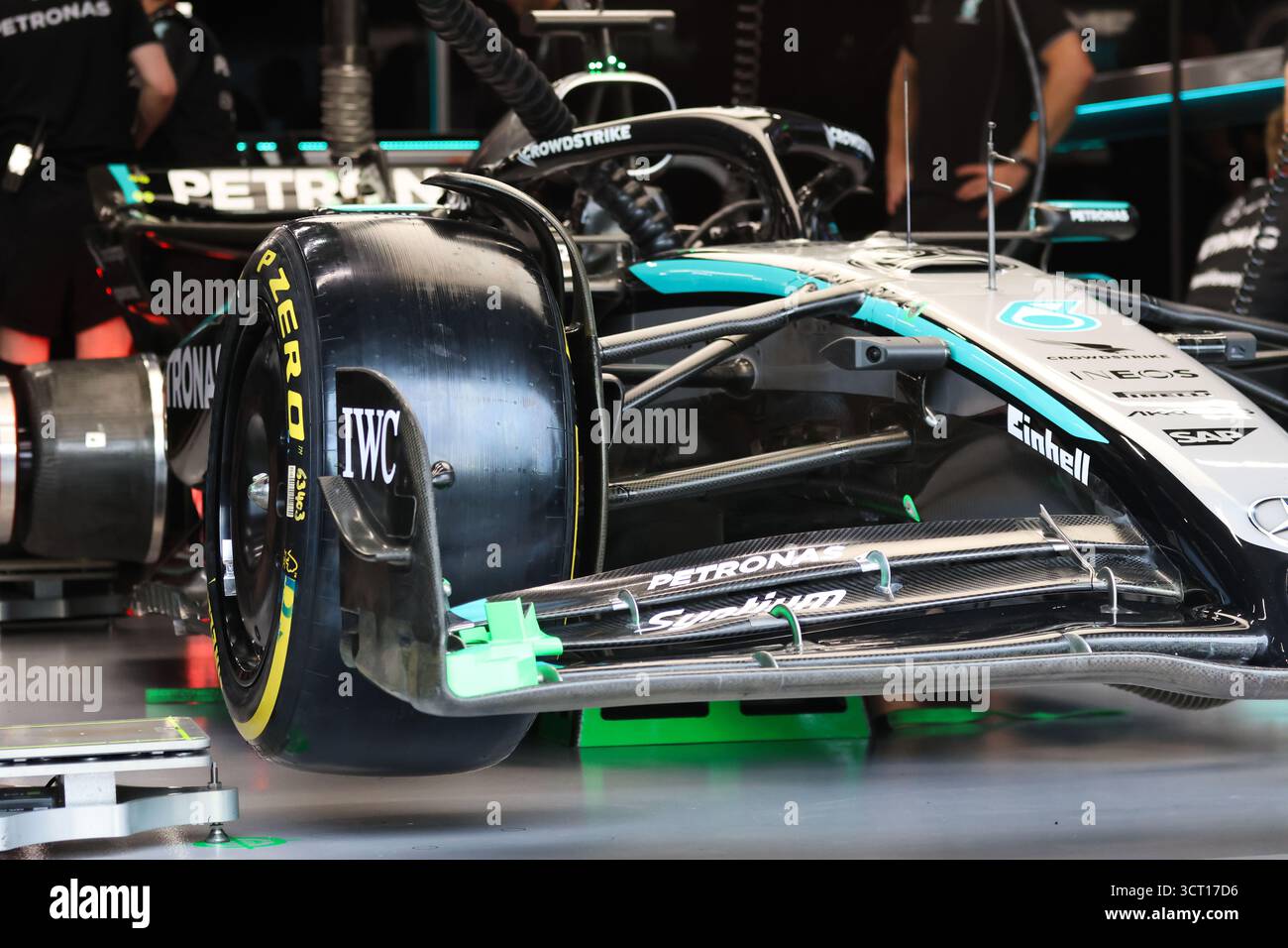 Singapore, Singapore, Singapore. 3rd Oct, 2025. Mercedes-AMG Petronas ...