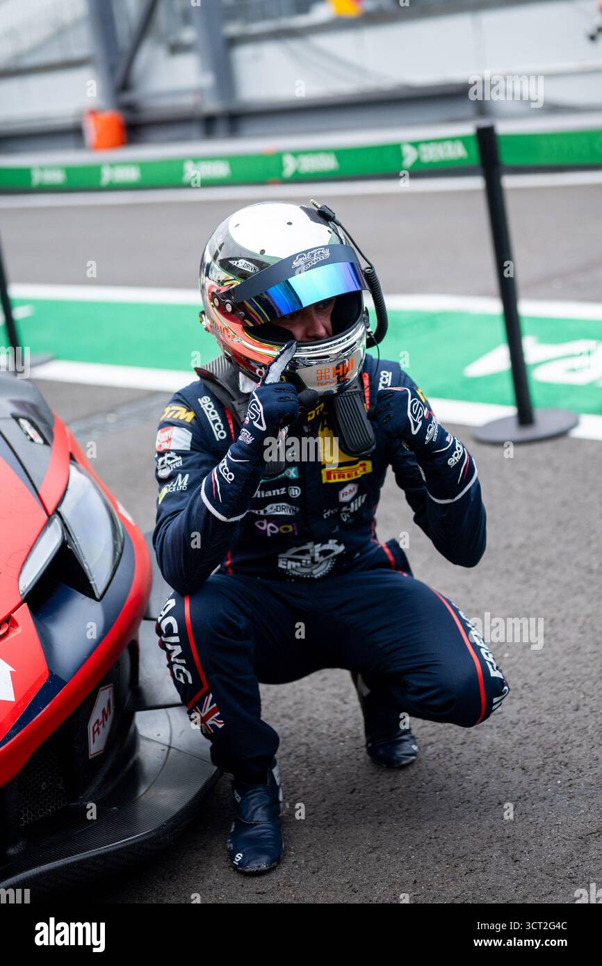 Ben Green (Großbritannien, Emil Frey Racing, Ferrari 296 GT3, #10 ...