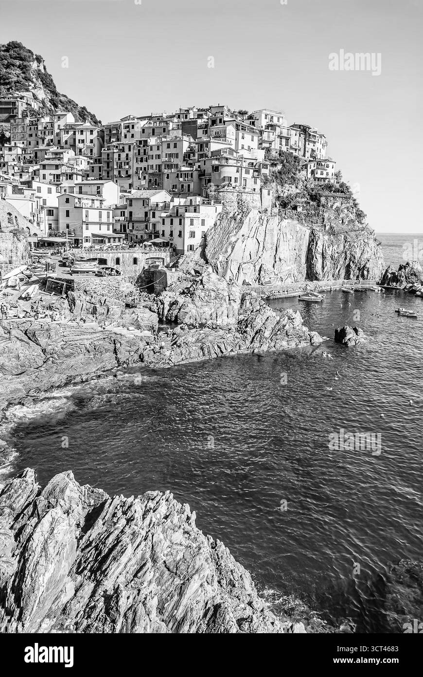 Cinque terre national park unesco Black and White Stock Photos & Images ...