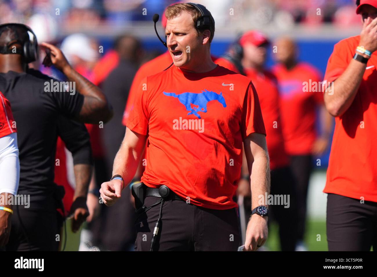 SMU head coach Rhett Lashlee on the sideline during the first half of ...