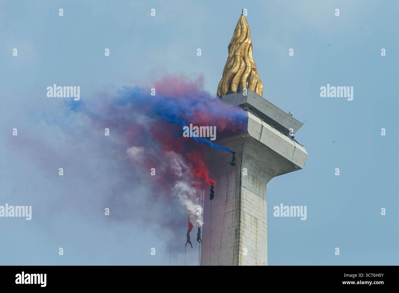 Tentara nasional indonesia hi-res stock photography and images - Alamy