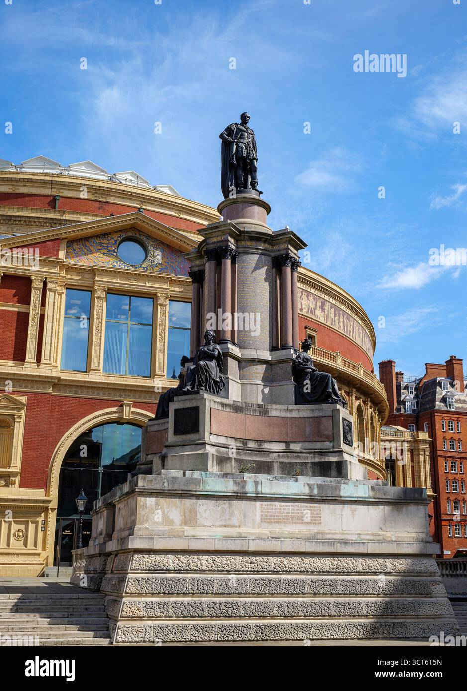 London - 06 25 2022: The Great Exhibition Memorial and the Royal Albert Hall behind it Stock Photo