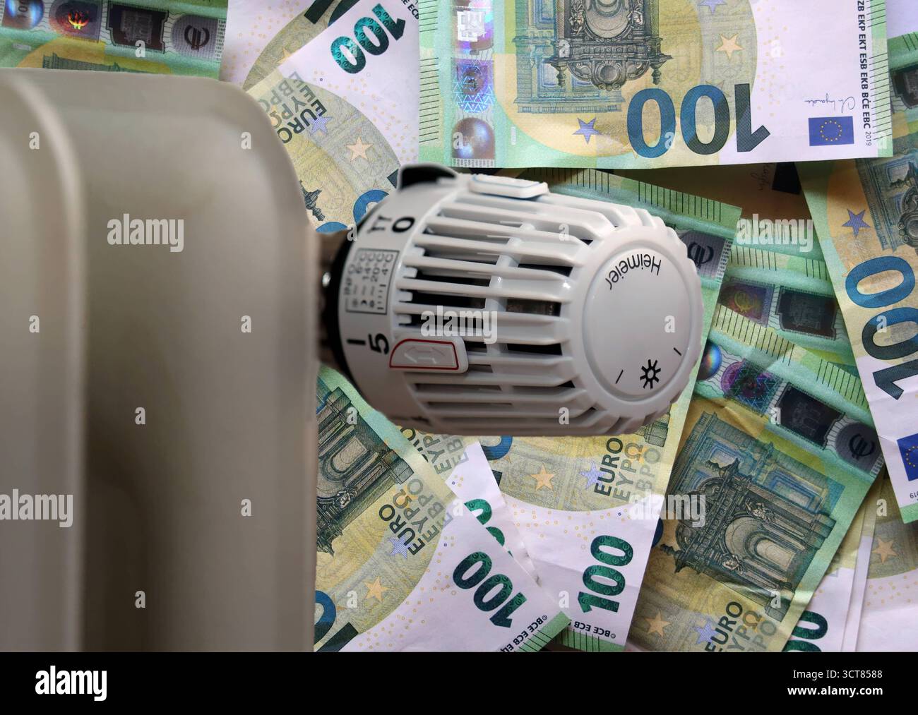 ACHTUNG FOTOMONTAGE Hier im Bild ein Temperaturregler, Thermostat an ...