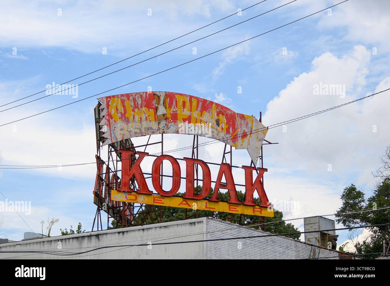 Vintage kodak sign hi-res stock photography and images - Alamy
