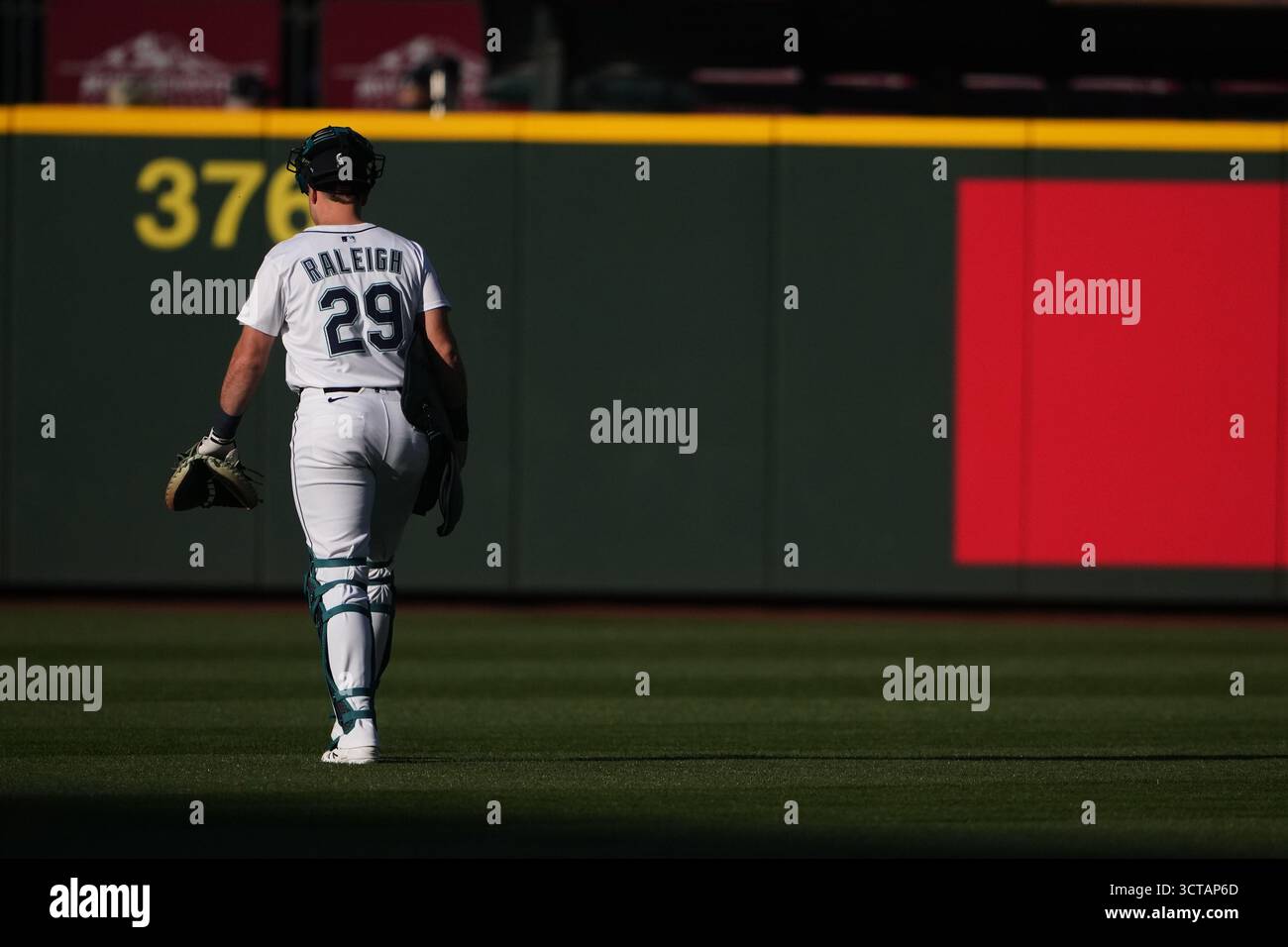 Seattle Mariners catcher Cal Raleigh walks onto the field before Game 2 ...