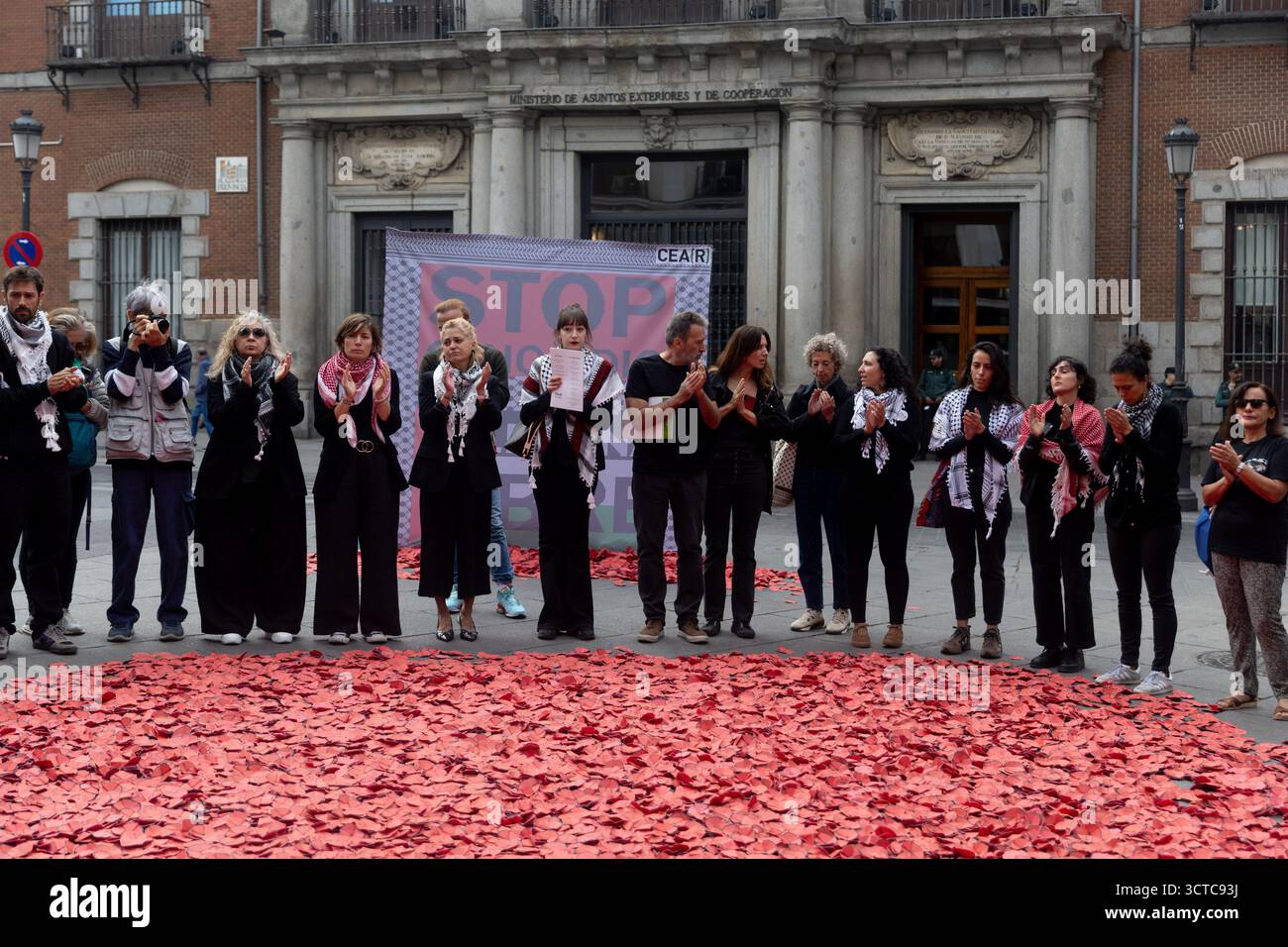 Gaza Poppy The Spanish Commission for Refugee Aid (CEAR) is holding an event to ...