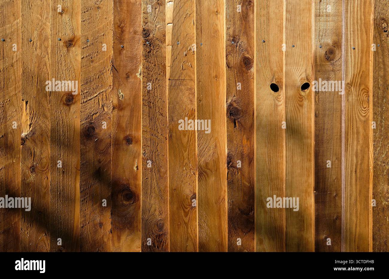 Fence wooden garden hi-res stock photography and images - Alamy