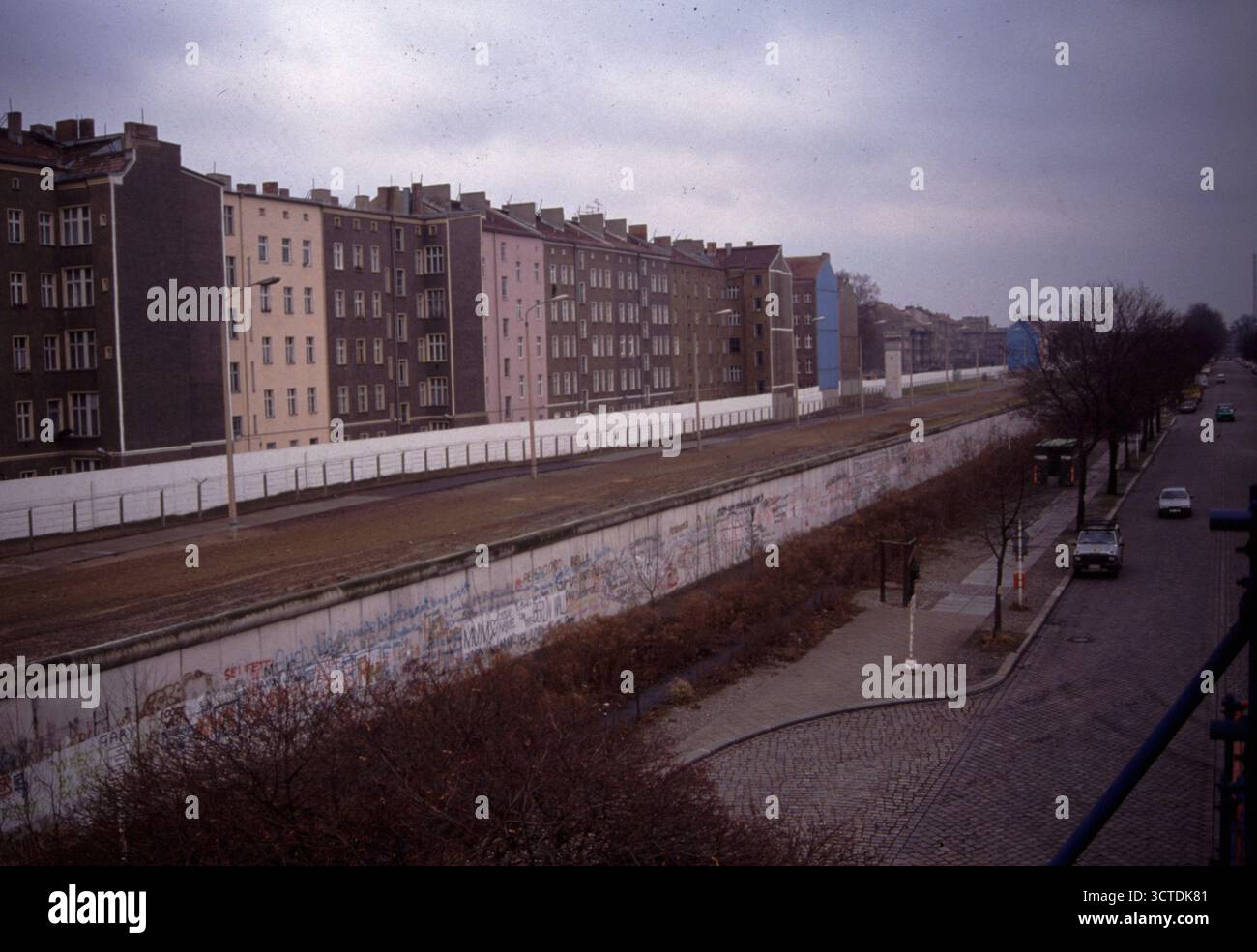 Archivbild 1980er Jahre: die Berliner Mauer / archival image 1980s: the Berlin Wall (nur fuer redaktionelle Verwendung. Keine Werbung. Referenzdatenba Stock Photo