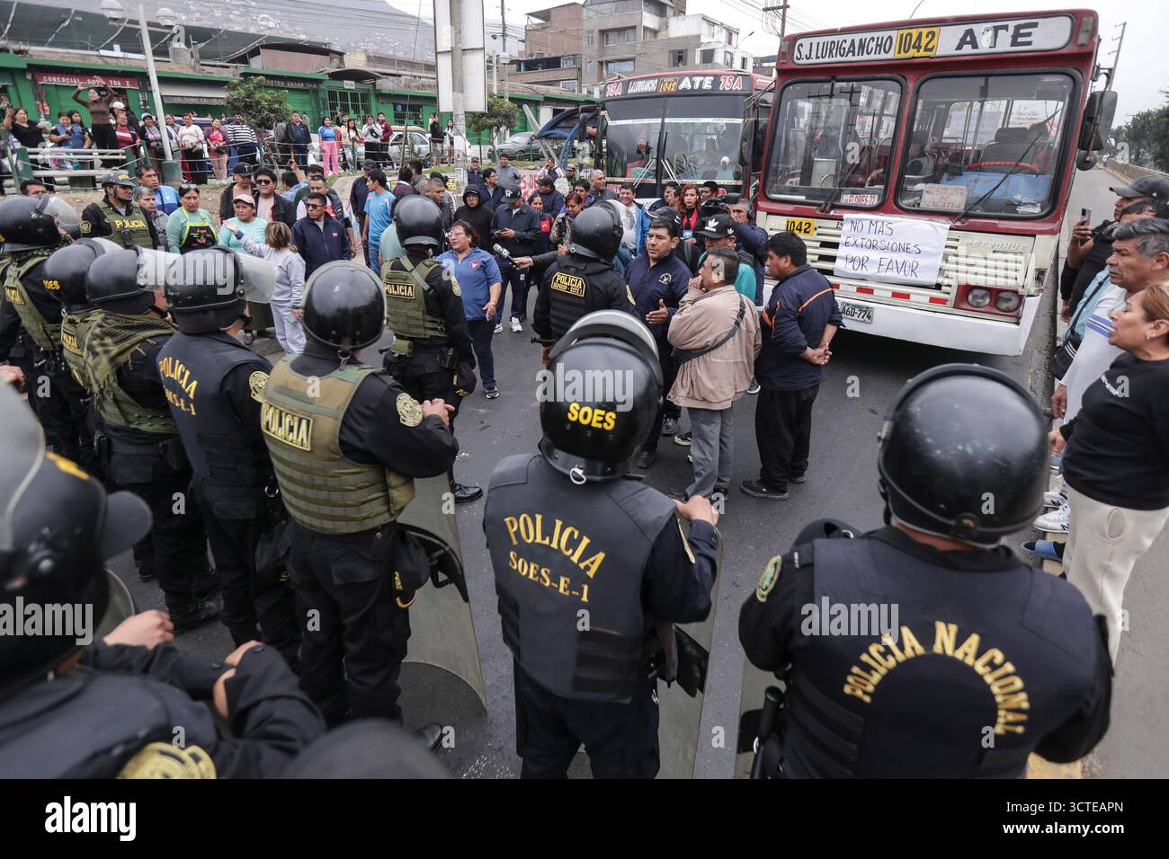 Lima Authorities Warn Drivers of 'Montachoques' Staged Accident Scams