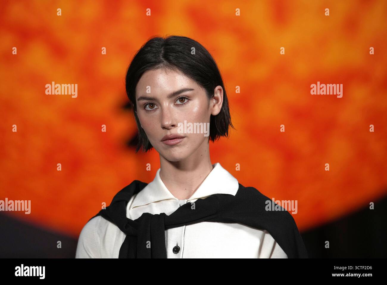 How Did Gracie Abrams Become a Pop Sensation?