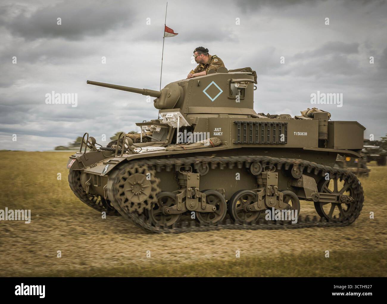 Second world war military vehicles hi-res stock photography and images ...
