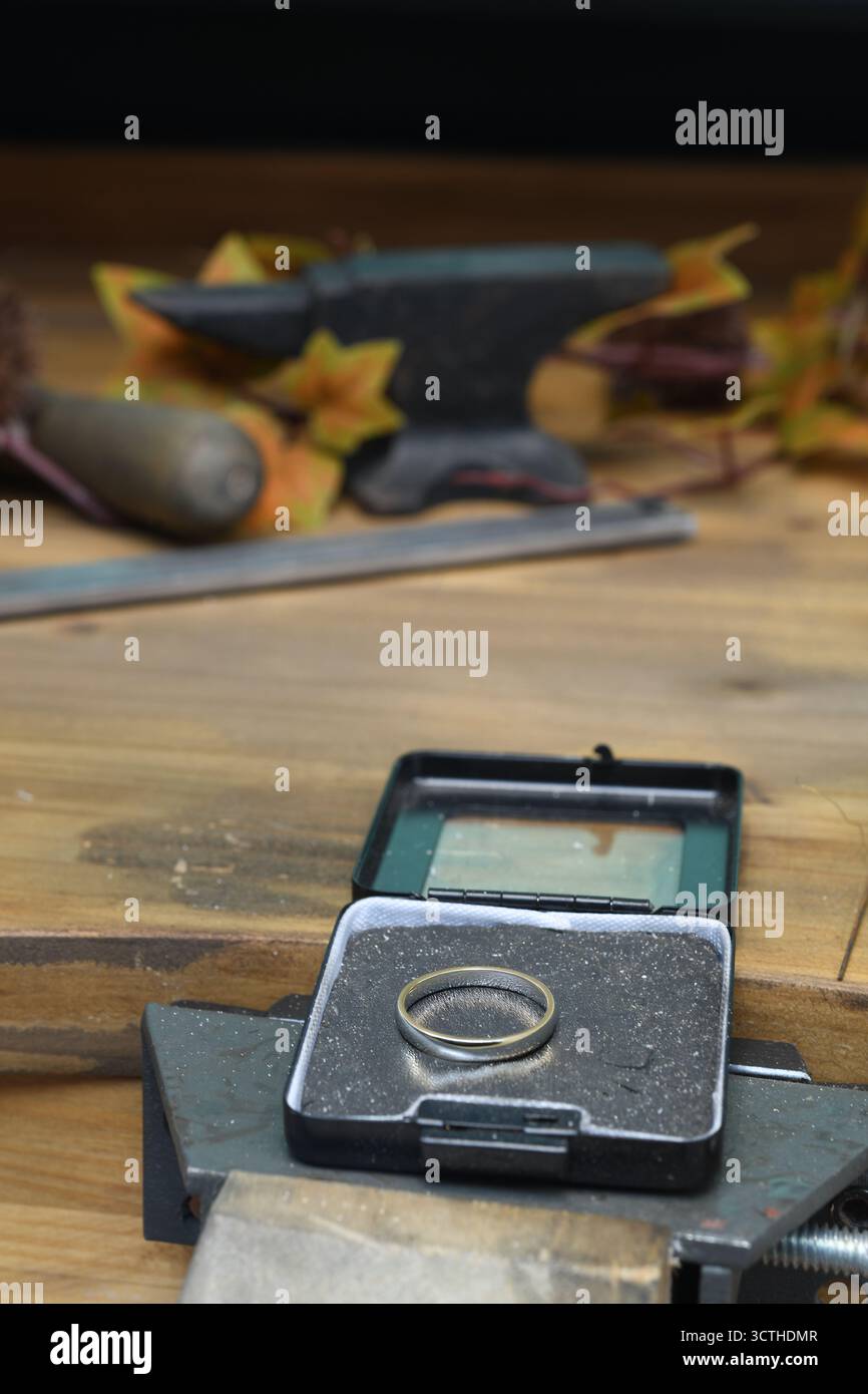 Jewellery repair shop Stock Photo
