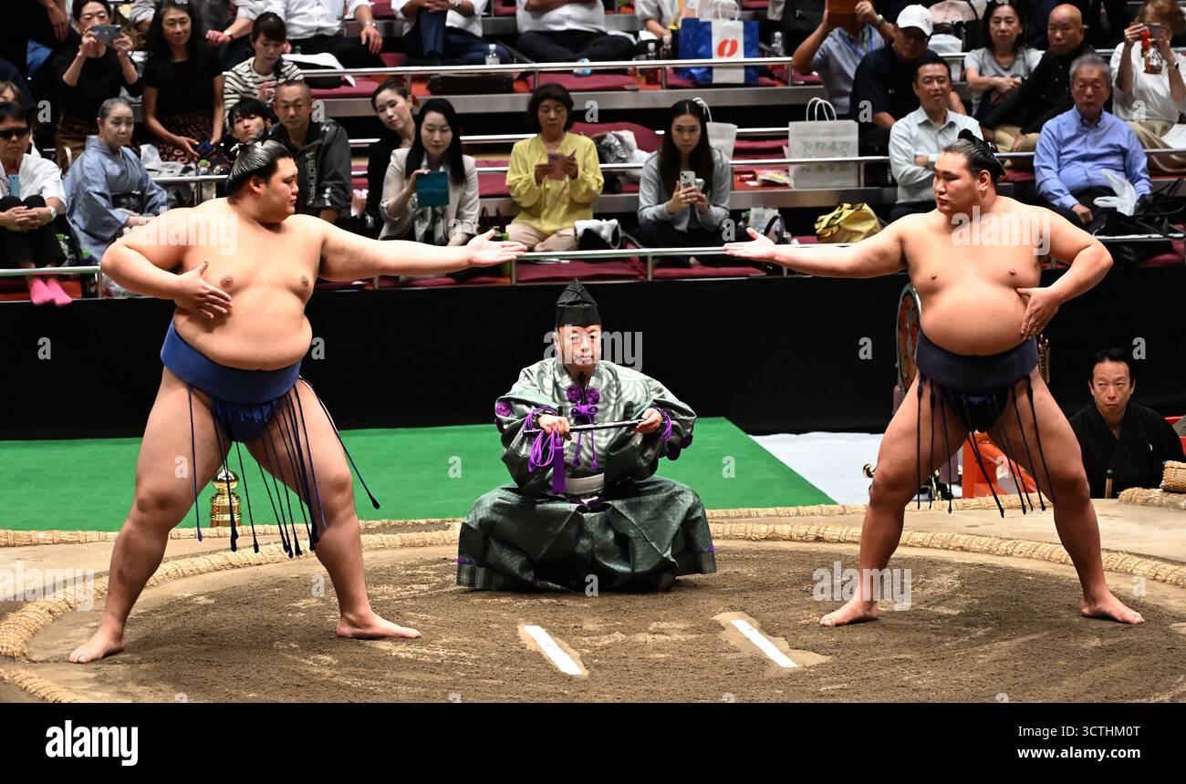 An event of ancient and modern Sumo tournament commemorating the 100th ...
