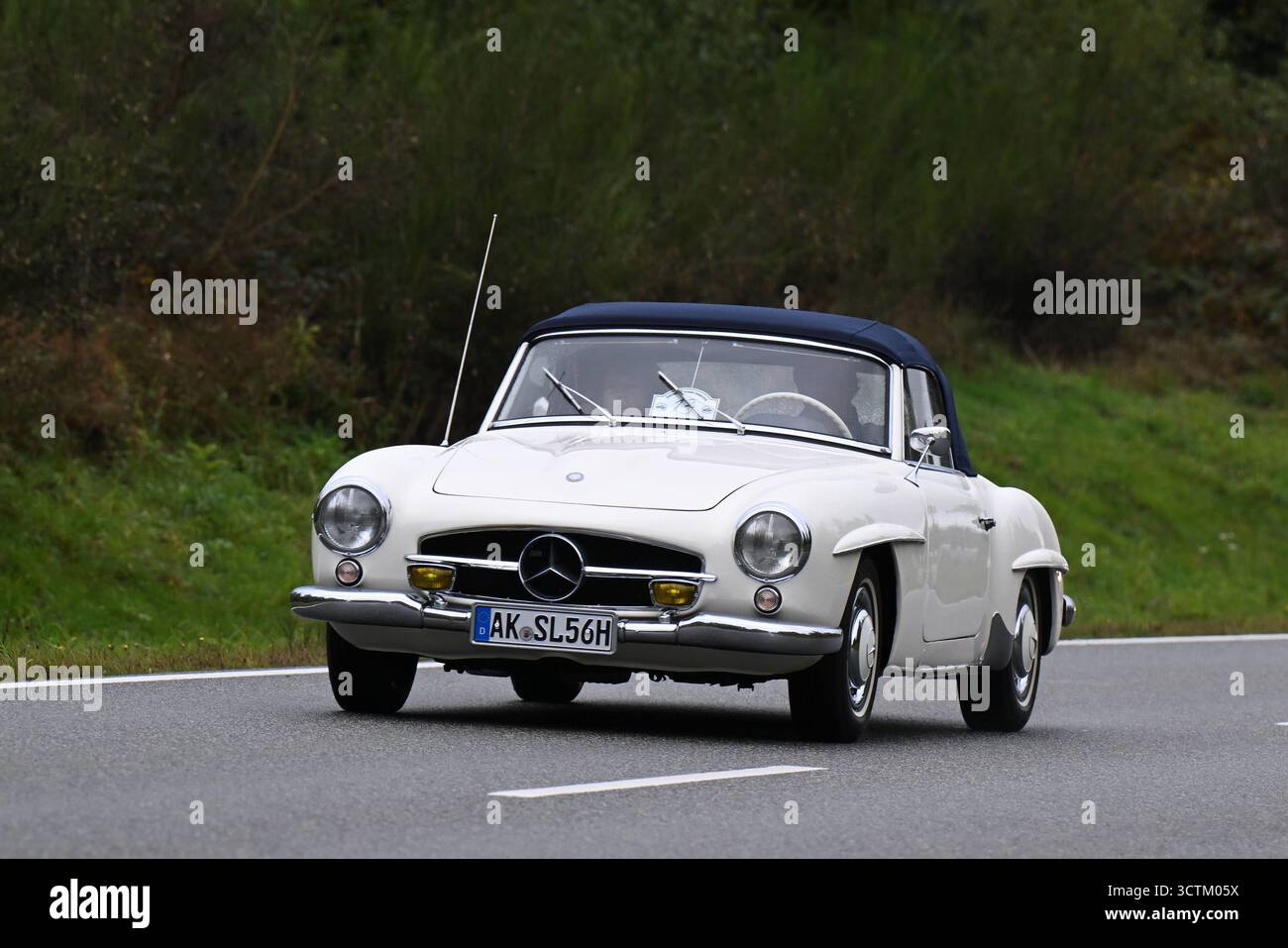 Perfect Original Photos about  Mercedes Benz Altenkirchen  as Your HD Pictures