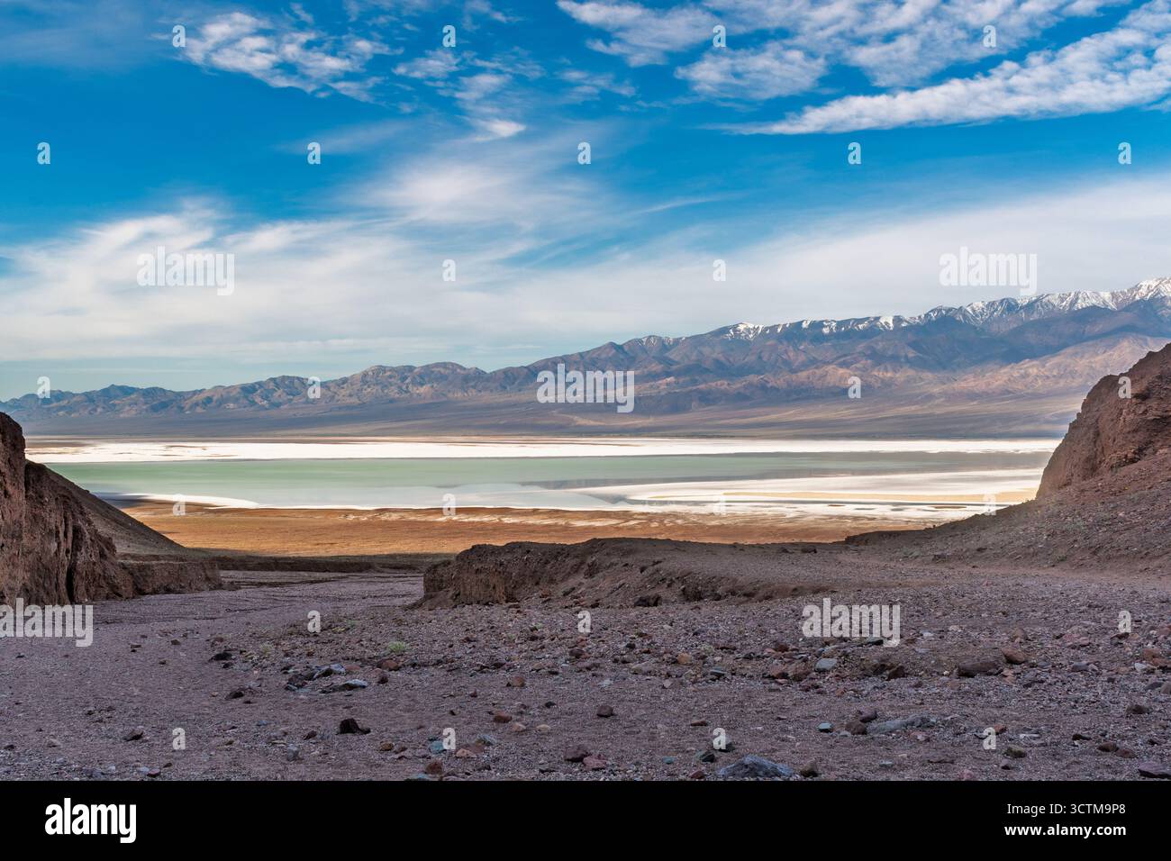 Desert rain hi-res stock photography and images - Alamy
