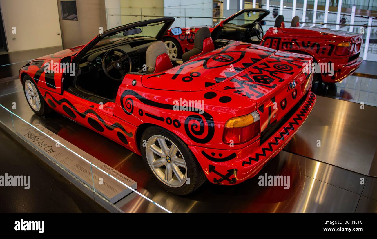Bmw z1 art car hi-res stock photography and images - Alamy