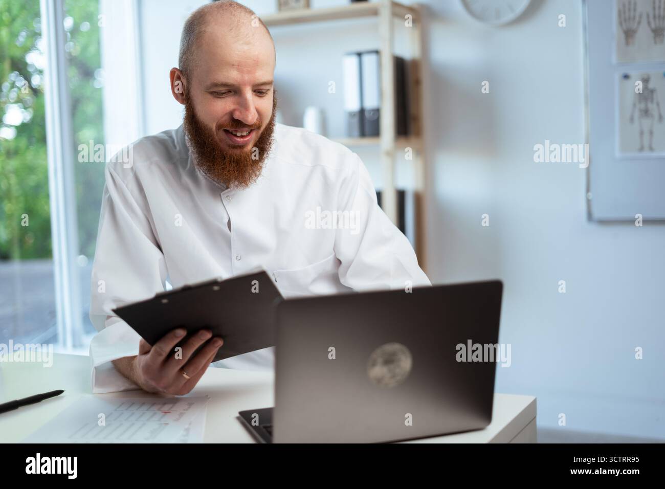 Gp practice nurse typing hi-res stock photography and images - Alamy