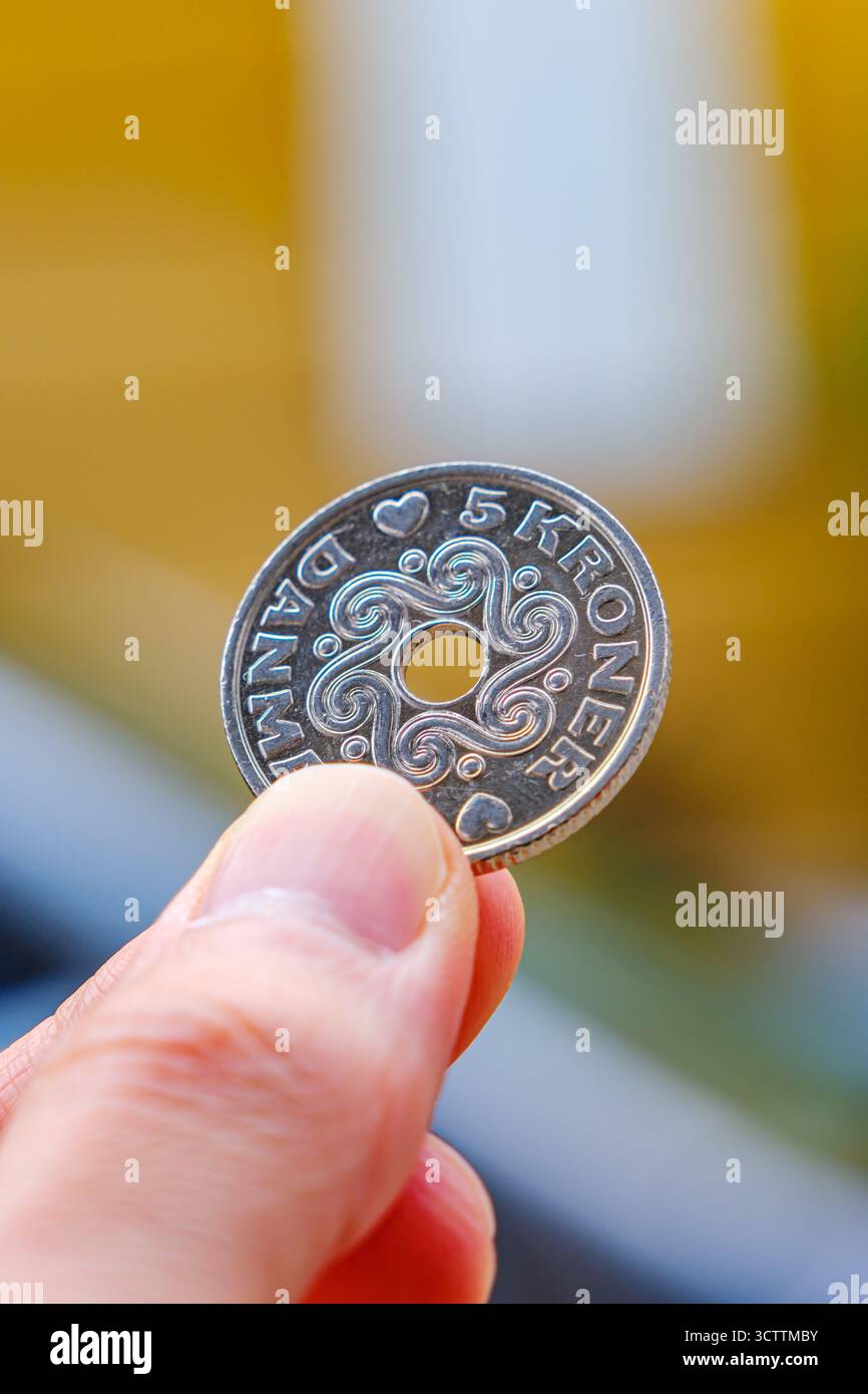 5 kroner coin hi-res stock photography and images - Alamy, image size:866x1390