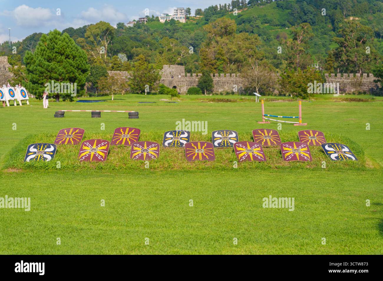 Roman shields hi-res stock photography and images - Alamy