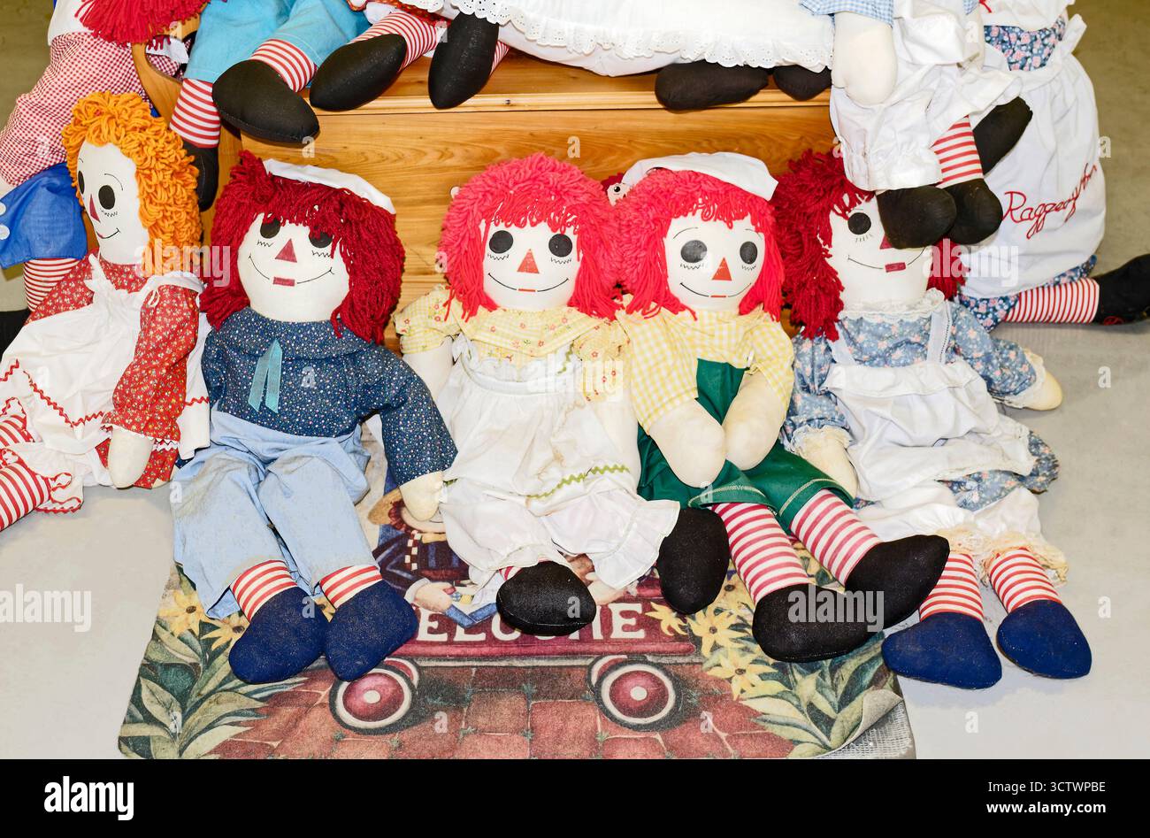 Raggedy ann hi-res stock photography and images - Page 2 - Alamy