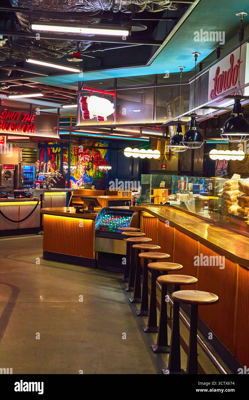 Restro Counter Bar counter retro diner empty hi-res stock photography and images - Alamy