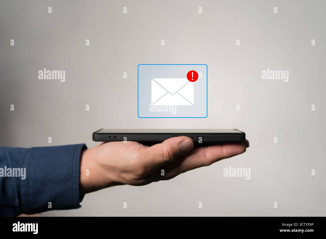 New modern alert icon hi-res stock photography and images - Alamy