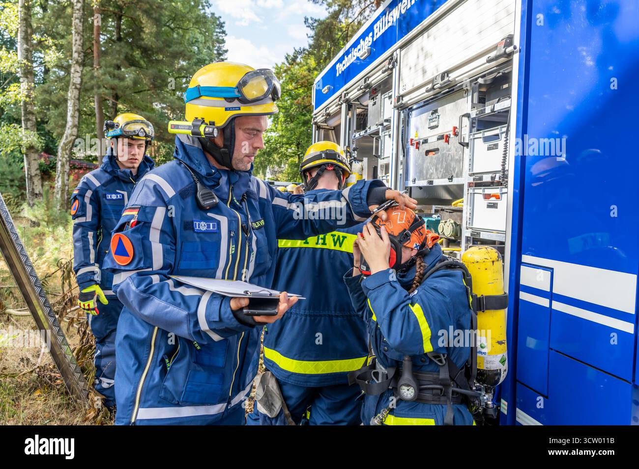 Protection exercise hi-res stock photography and images - Alamy