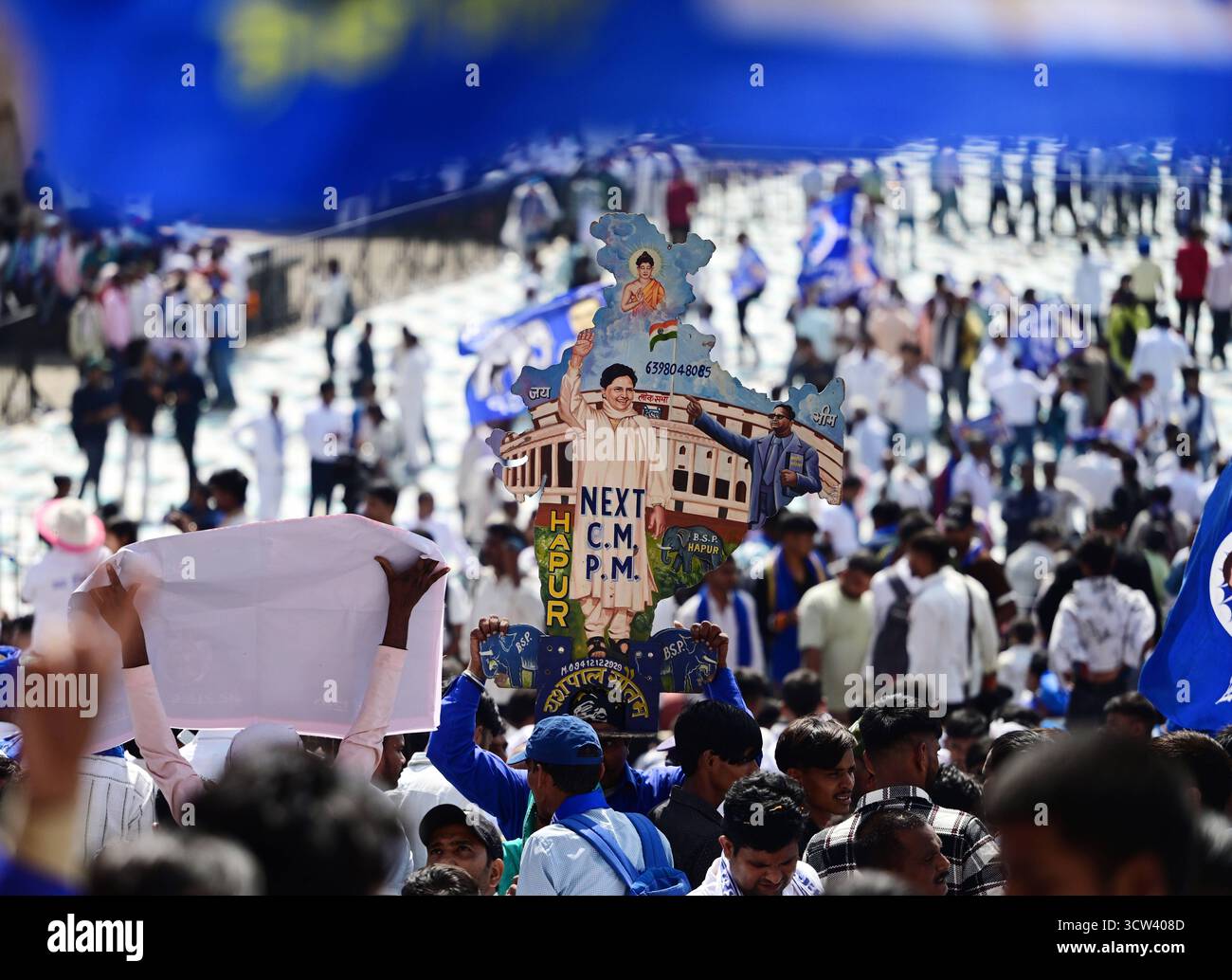 LUCKNOW, INDIA - OCTOBER 9: A massive crowd of BSP supporters gathered ...