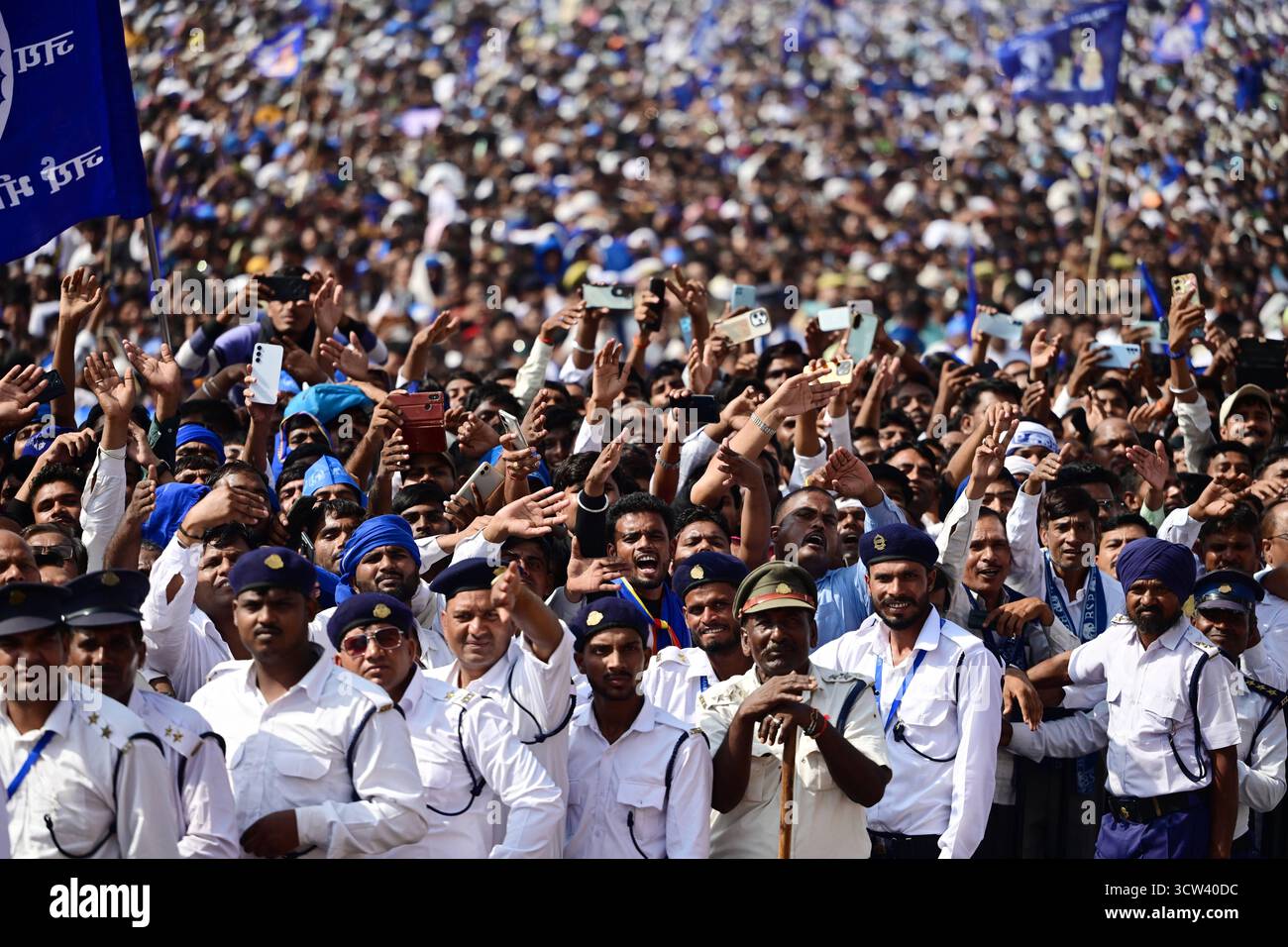 LUCKNOW, INDIA - OCTOBER 9: A massive crowd of BSP supporters gathered ...