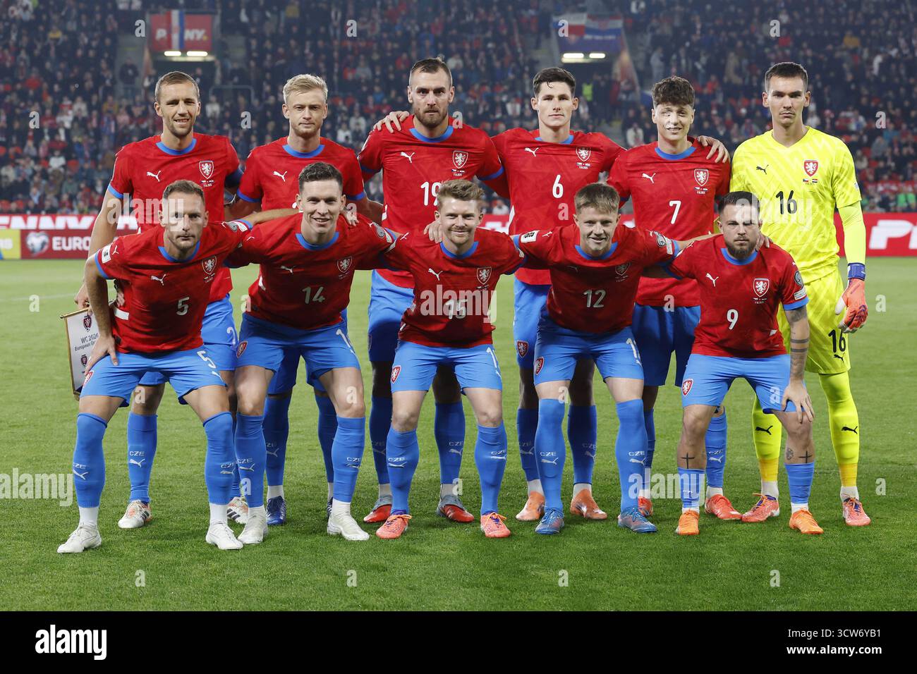 Czech national team pose for a group photo prior to the group L