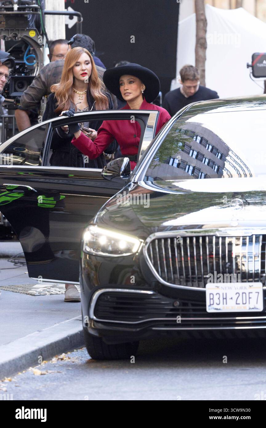 Isabel May und Jennifer Lopez bei den Dreharbeiten zum Kinofilm The ...