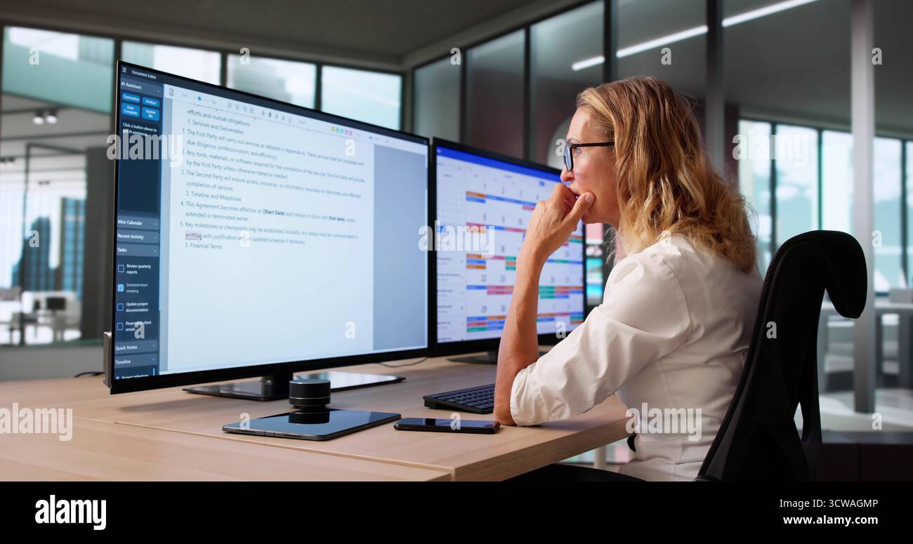 Online Document Editing: Proofreading Grammar Errors In Script Stock Photo