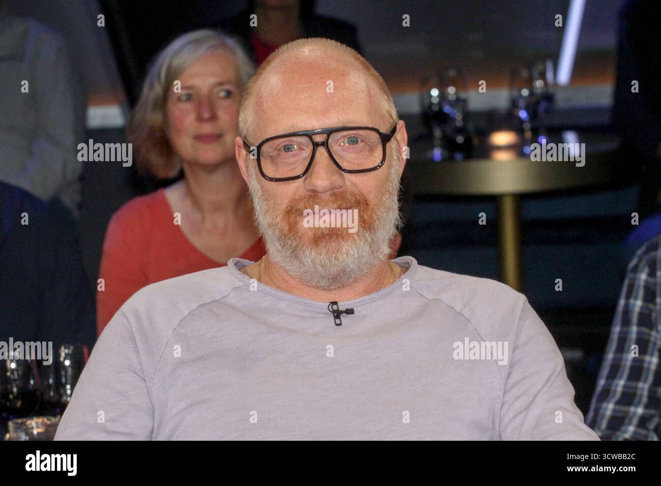 simon-schwarz-schauspieler-simon-schwarz-ehefrau-miqg