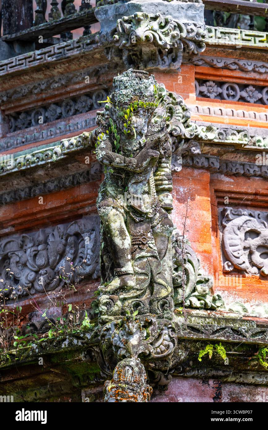 Indonesia temple decoration hi-res stock photography and images - Alamy