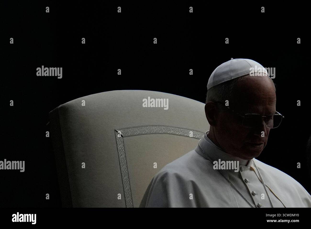 Pope Leo XIV presides over a Rosary vigil for peace in St. Peter's ...