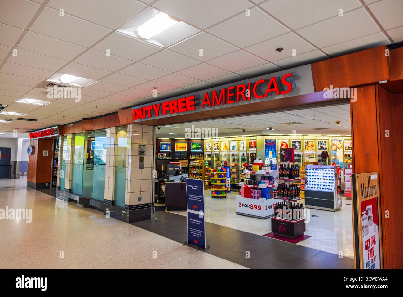 Duty free miami international airport hi-res stock photography and images