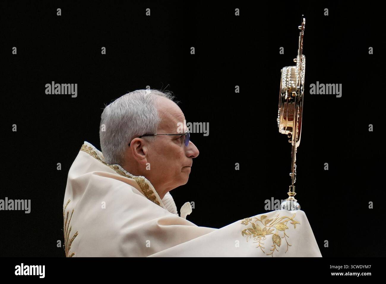 Pope Leo XIV presides over a Rosary vigil for peace in St. Peter's ...