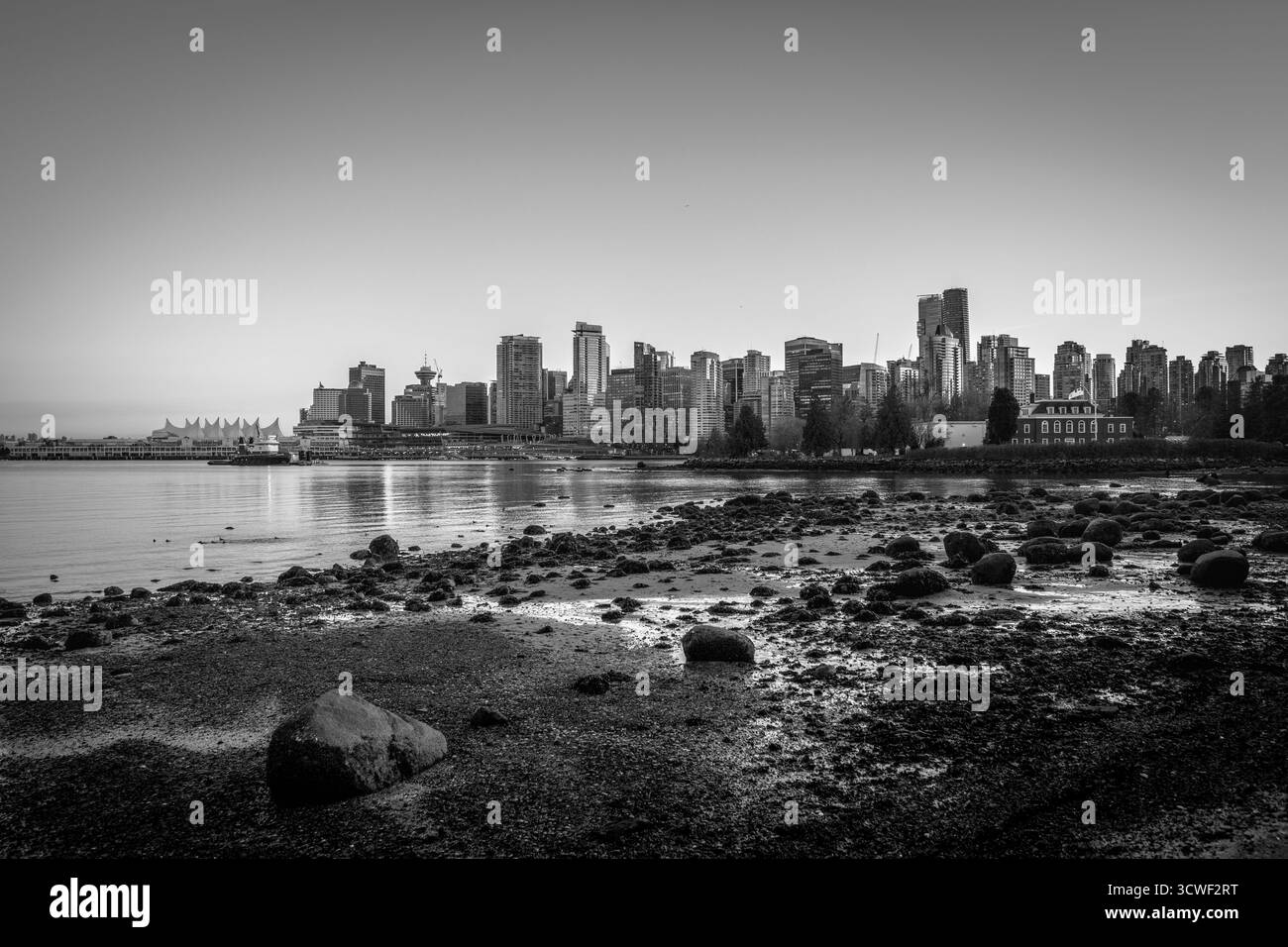 Vancouver canada city skyline silhouette Black and White Stock Photos ...