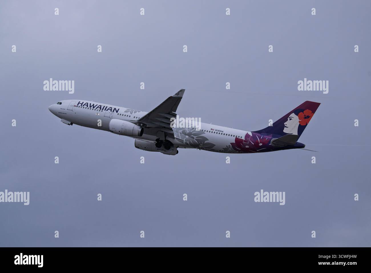 Hawaiian airlines airbus a330 200 hi-res stock photography and
