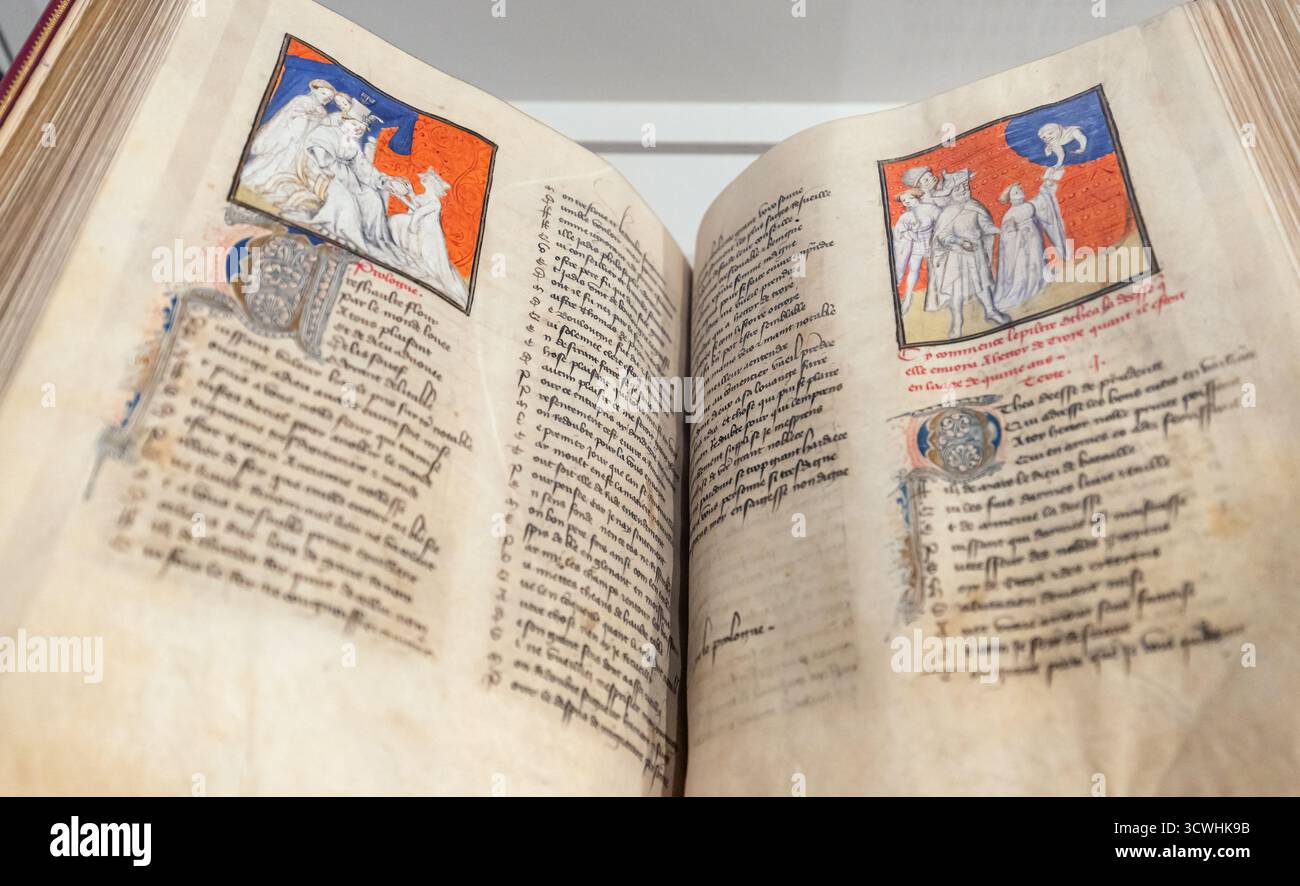 Medieval Calligraphy Pattern old Medieval calligraphy manuscript in a library Stock Photo - Alamy
