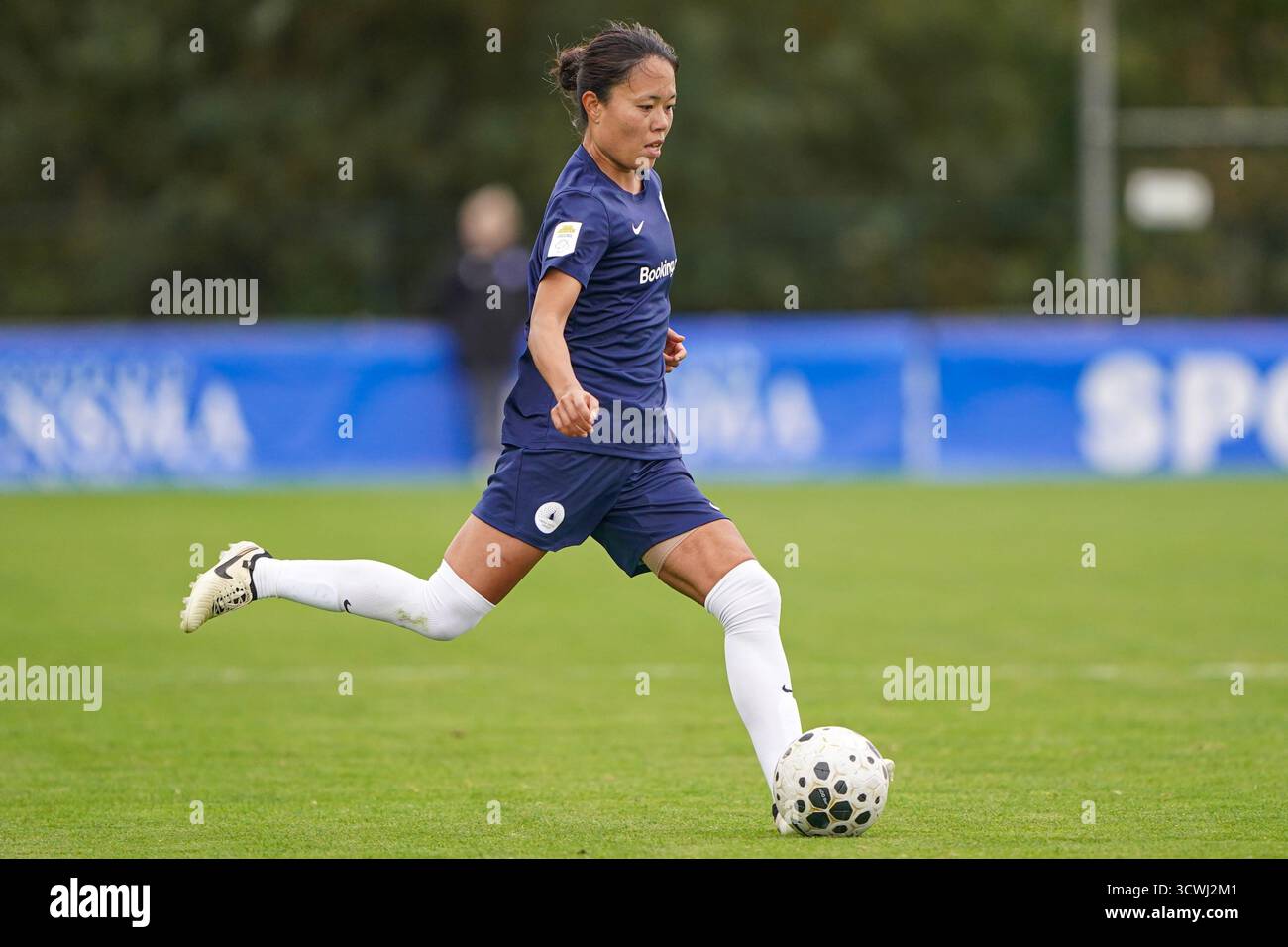 Порно қыздардың видеосы оны жұлқылап жатқанда түсірілген Екатеринбург: қатал қожайын, BDSM ұрып-соғу