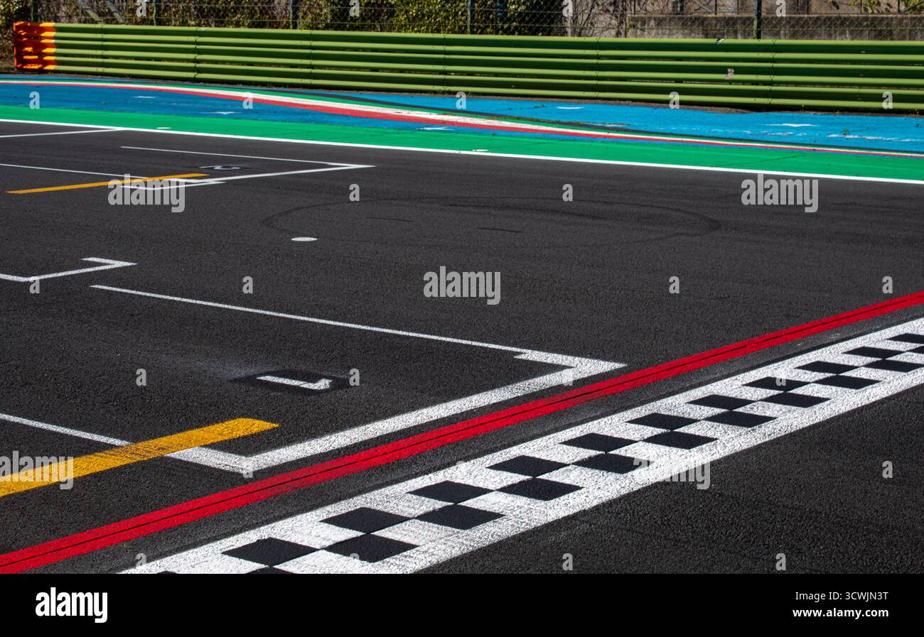 Sign With Racetrack Asphalt racetrack checkered finish line and pole positin sign ...