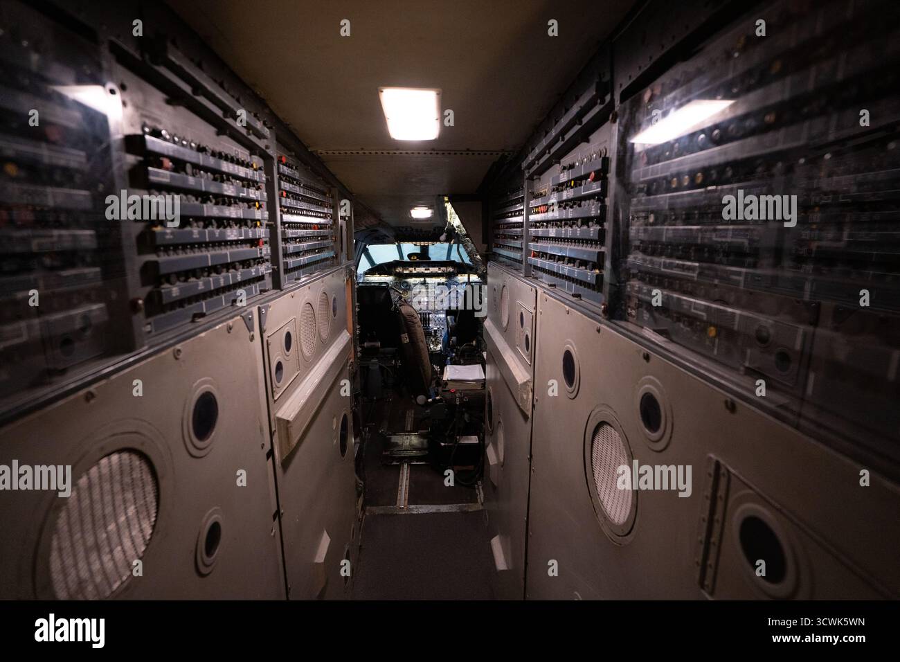 Aircraft instrument restoration hi-res stock photography and images - Alamy