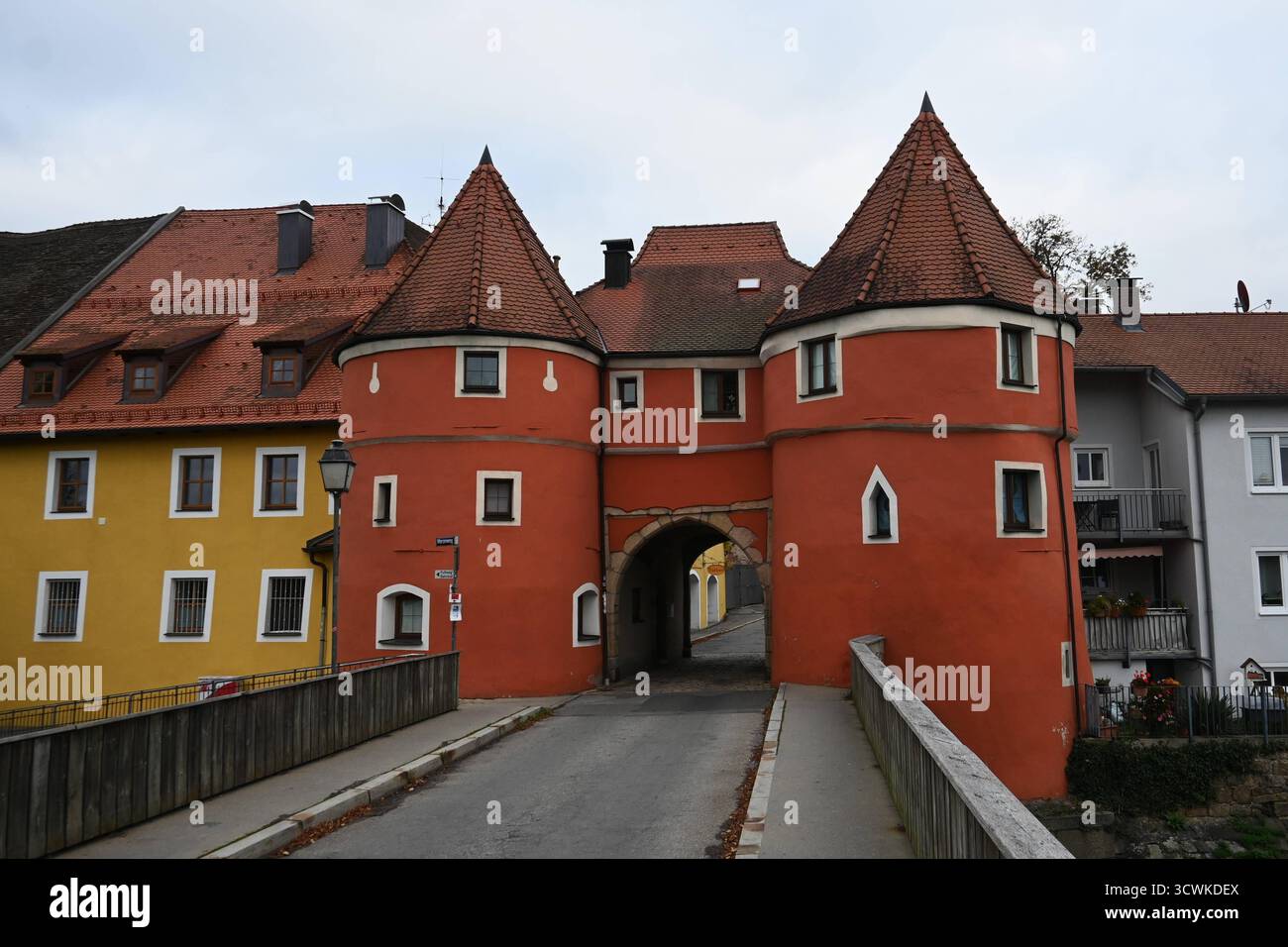 Cham ist Kreisstadt des gleichnamigen Landkreises im Regierungsbezirk ...