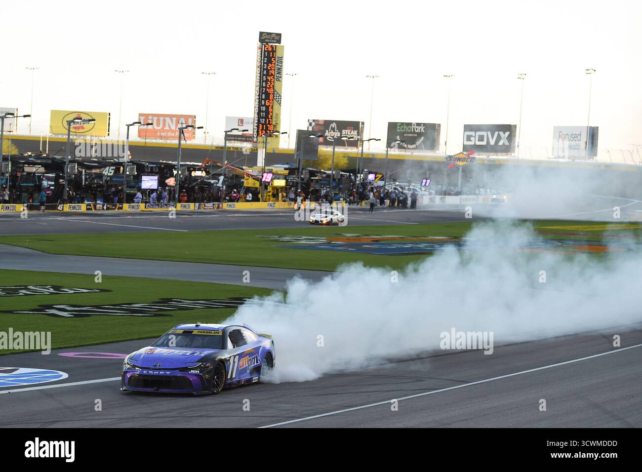 LAS VEGAS, NV - OCTOBER 12: Denny Hamlin (#11 Joe Gibbs Racing ampm ...